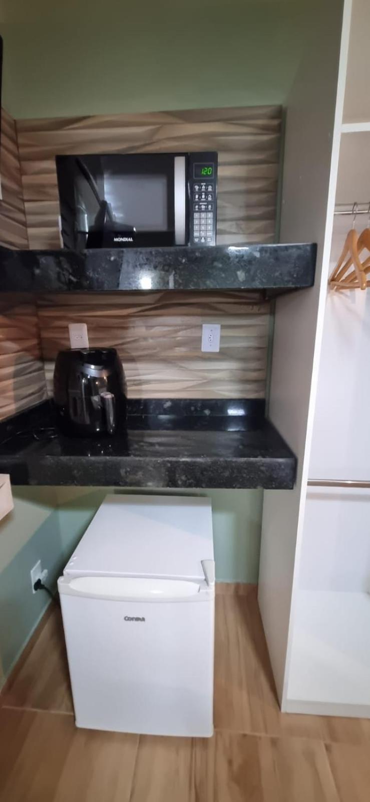 Pousada Emcanto Vila Muriqui Exteriör bild